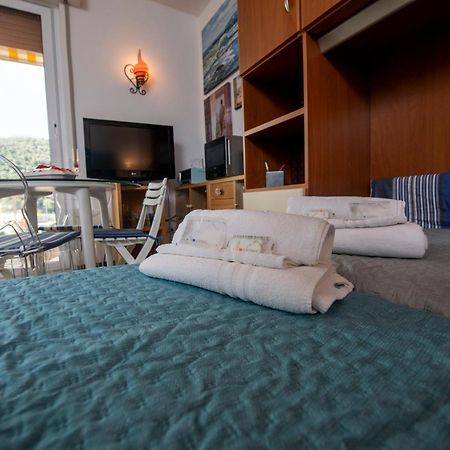 Apartament 239 - Casa Del Sole Vista Mare Moneglia - 5Minuti A Piedi Dal Mare - Parcheggio Privato Zewnętrze zdjęcie
